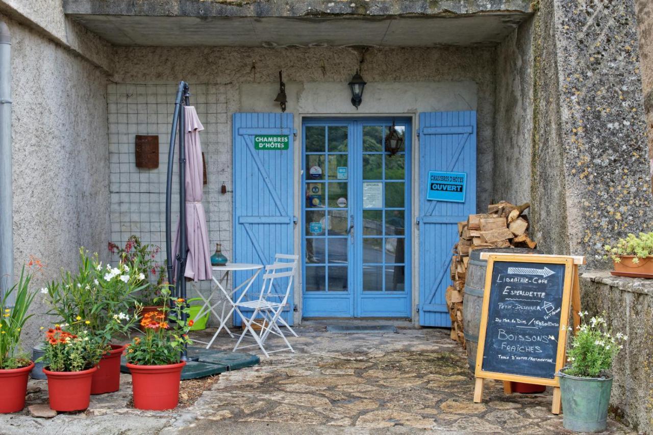 Maison Rives - Village Du Livre De Montolieu Екстериор снимка