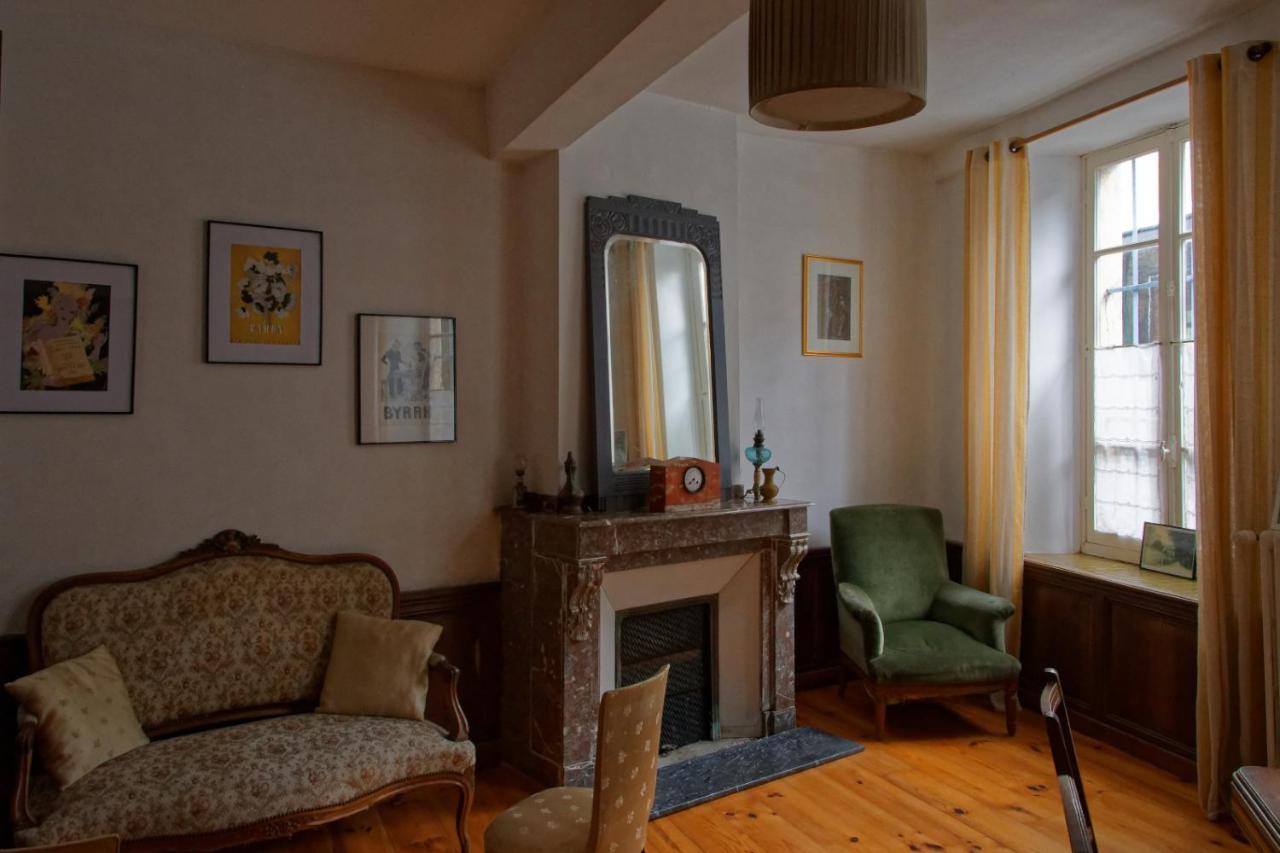 Maison Rives - Village Du Livre De Montolieu Екстериор снимка