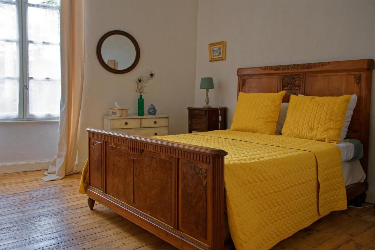 Maison Rives - Village Du Livre De Montolieu Екстериор снимка
