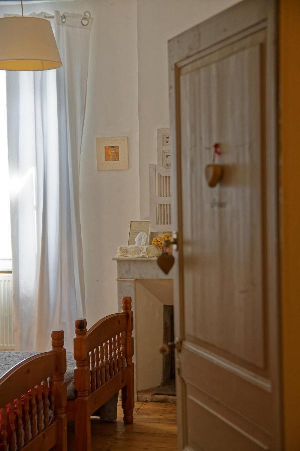 Maison Rives - Village Du Livre De Montolieu Екстериор снимка