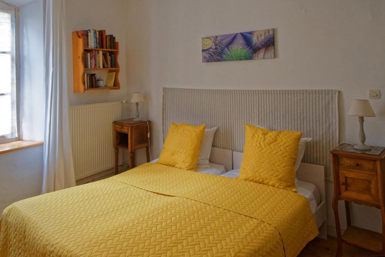 Maison Rives - Village Du Livre De Montolieu Екстериор снимка