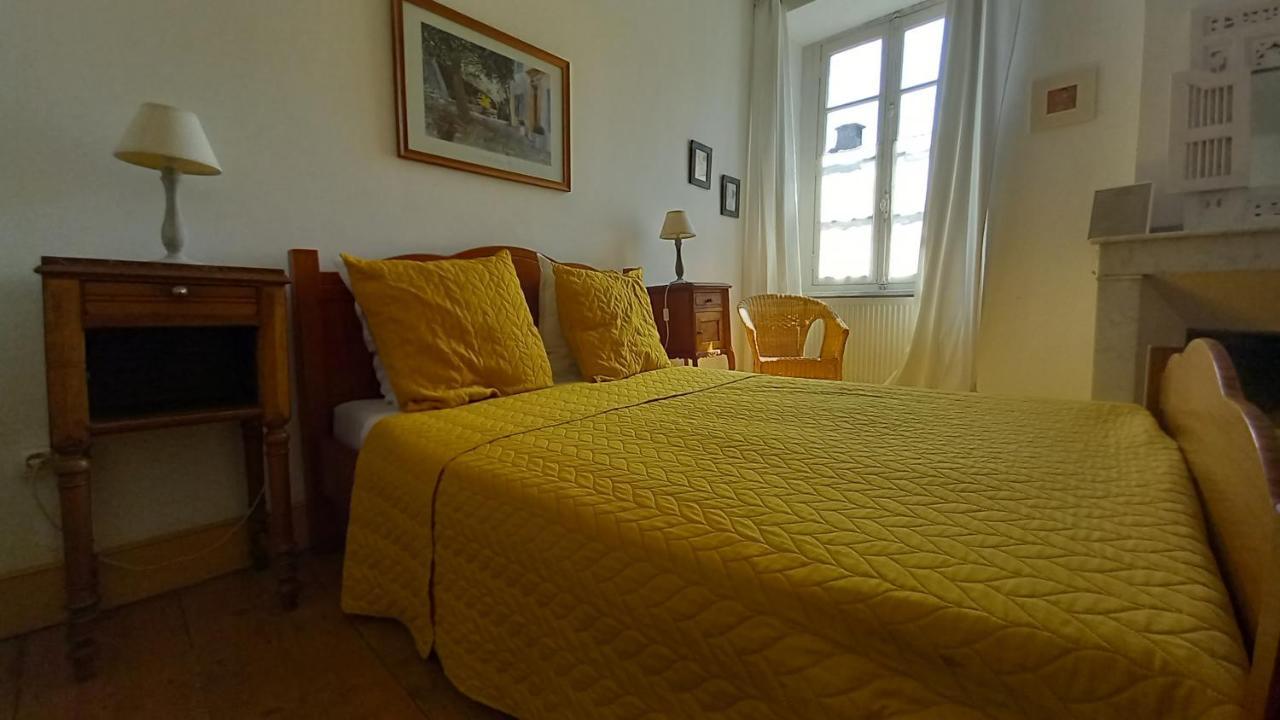 Maison Rives - Village Du Livre De Montolieu Екстериор снимка