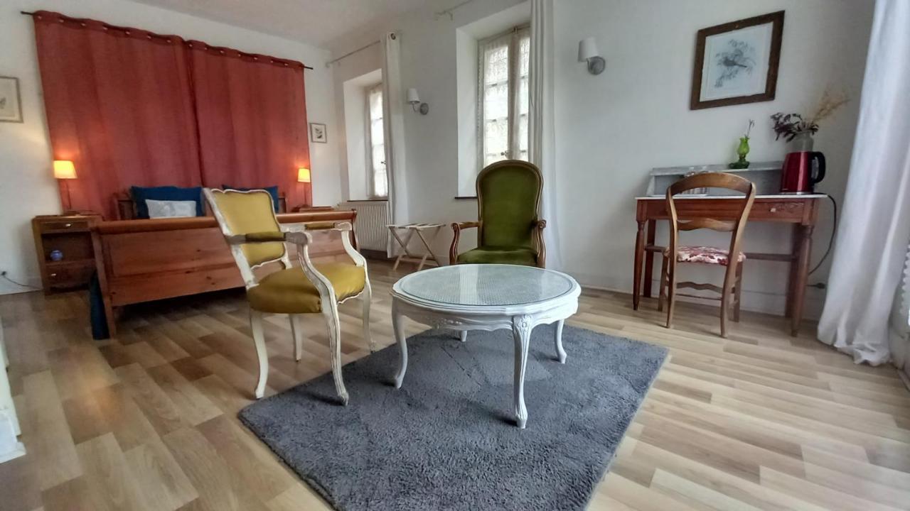 Maison Rives - Village Du Livre De Montolieu Екстериор снимка